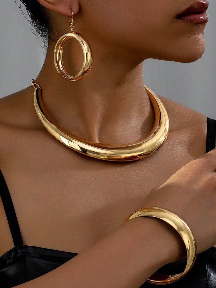 Women’s Jewelry Collection – Elegant, Modern & Timeless Pieces